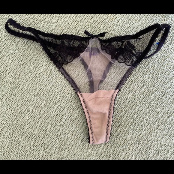 Journelle Luxury Lace Set Bra & Thong - Picture 5 of 6